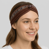 Bandeau cheveux ethnique fin croisé devant, femme souriante