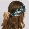 Bandeau large cheveux femme, pose naturelle main dans les cheveux